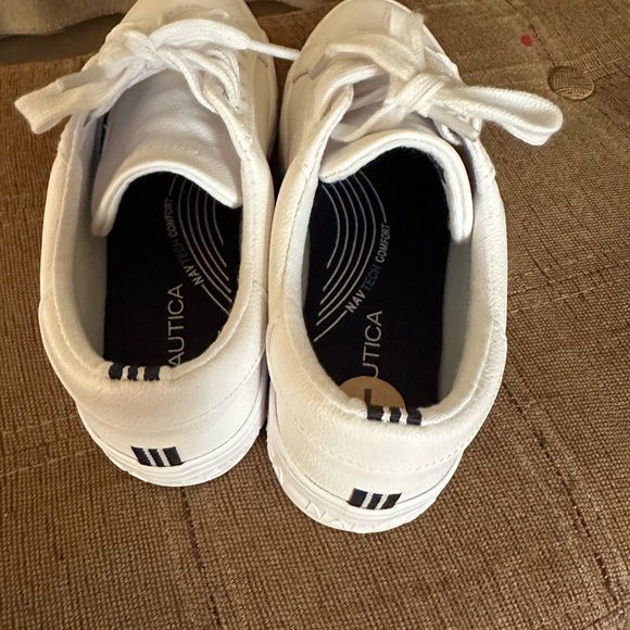 Náutica white sneaker new no tags - Picture 3 of 4